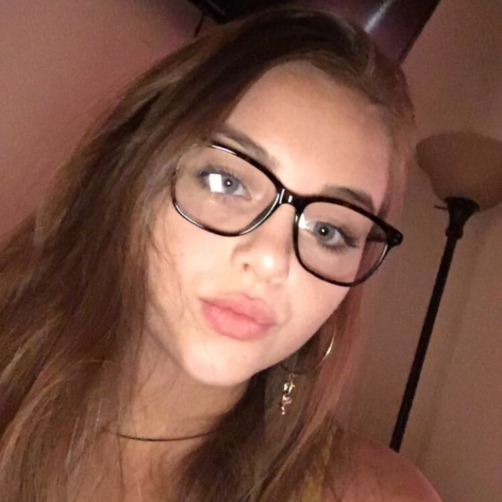 Meet your Posher, Marlana